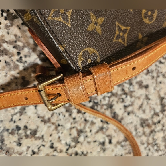 Louis Vuitton Brown and Tan Monogram Bag - Picture 7 of 12